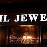 C11.-Lorilil-Jewelers